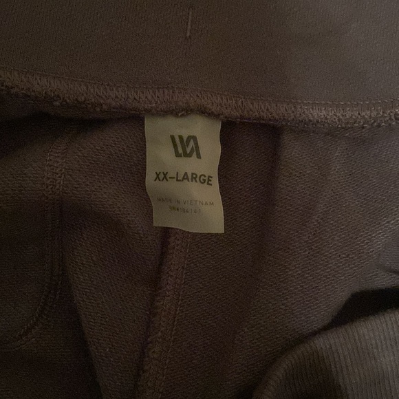 Mens VRST Joggers - Picture 2 of 9